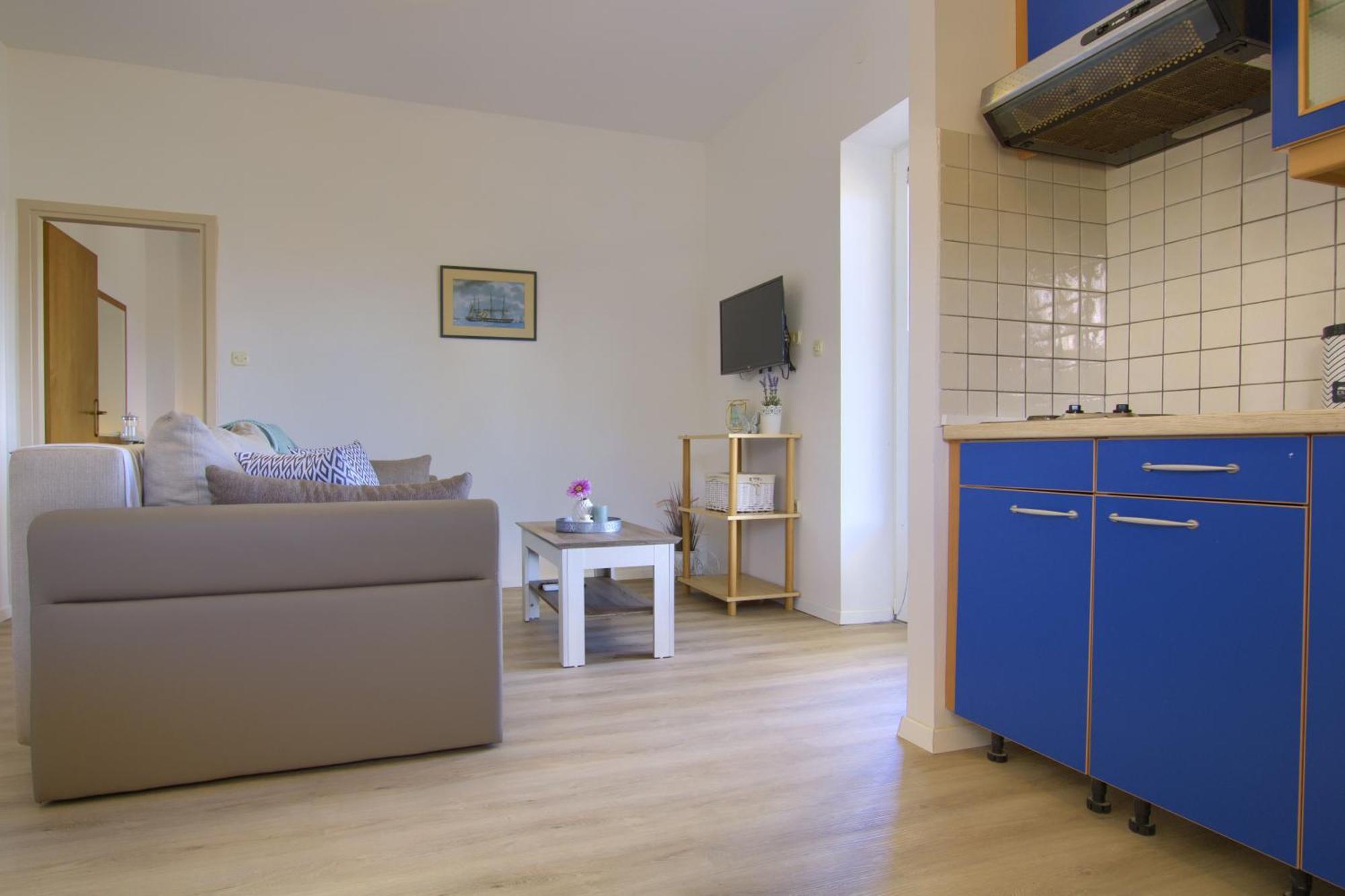 Sunshine Place By The Beach Lukoran Room photo